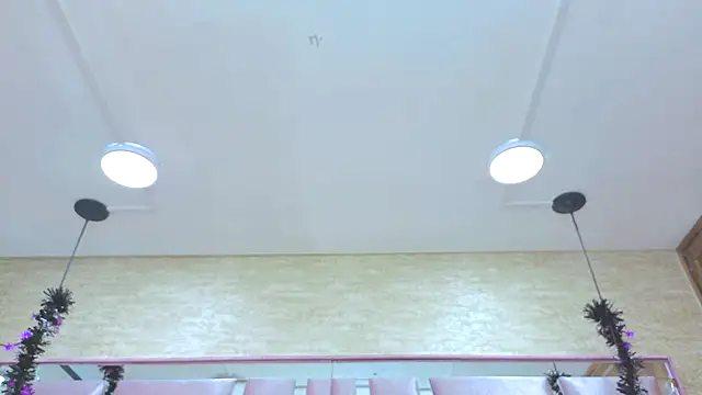 Snapshot of ThaliaCross chatting on 10, 11, 2025 ThaliaCross online show from 10, 11, 2025