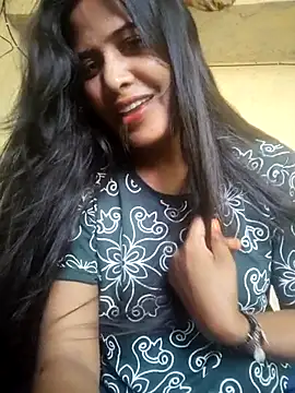 Snapshot of cute_radhikaa chatting on 10, 5, 2026 cute radhikaa online show from 10, 5, 2026