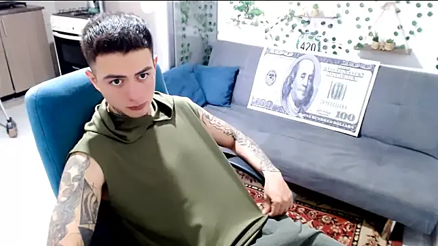 Snapshot of santii_ss chatting on 4, 2, 2026 santii ss online show from 4, 2, 2026