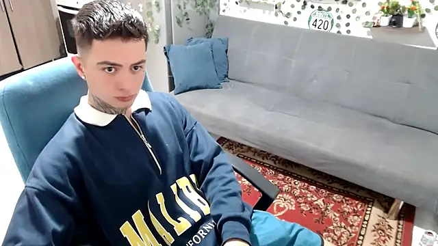 Snapshot of santii_ss chatting on 14, 2, 2026 santii ss online show from 14, 2, 2026