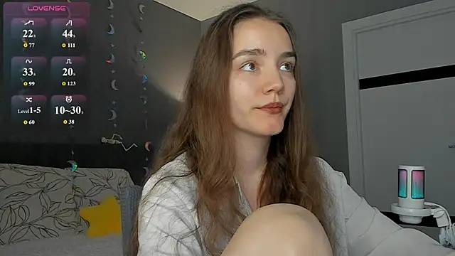 Snapshot of sweete_chantal chatting on 3, 7, 2026 sweete chantal online show from 3, 7, 2026