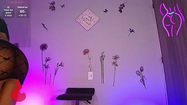 Snapshot of Barbydominant_fetish chatting on 20, 12, 2025 Barbydominant fetish online show from 20, 12, 2025