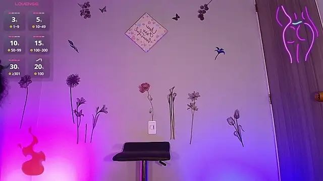 Snapshot of Barbydominant_fetish chatting on 21, 12, 2025 Barbydominant fetish online show from 21, 12, 2025