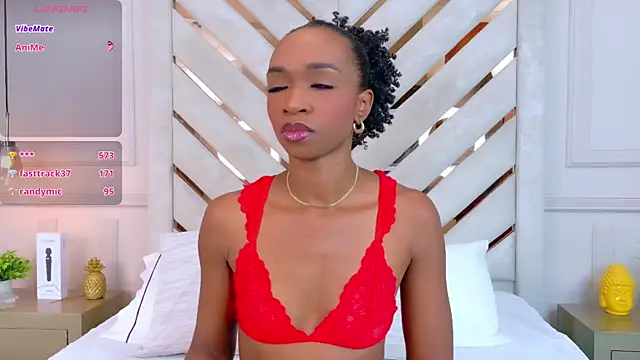 Snapshot of Agatha-Adams chatting on 29, 9, 2025 Agatha-Adams online show from 29, 9, 2025