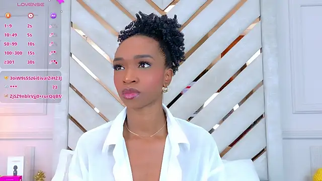 Snapshot of Agatha-Adams chatting on 17, 10, 2025 Agatha-Adams online show from 17, 10, 2025