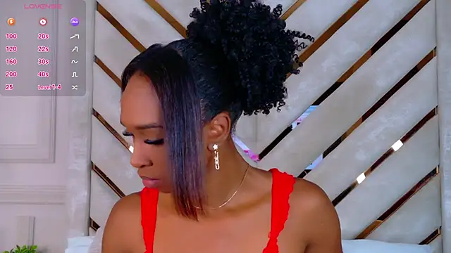 Snapshot of Agatha-Adams chatting on 31, 10, 2025 Agatha-Adams online show from 31, 10, 2025