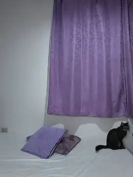 Snapshot of Coralinne__ chatting on 5, 6, 2026 Coralinne online show from 5, 6, 2026