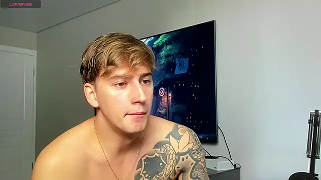 Snapshot of DaniHort chatting on 9, 10, 2025 DaniHort online show from 9, 10, 2025