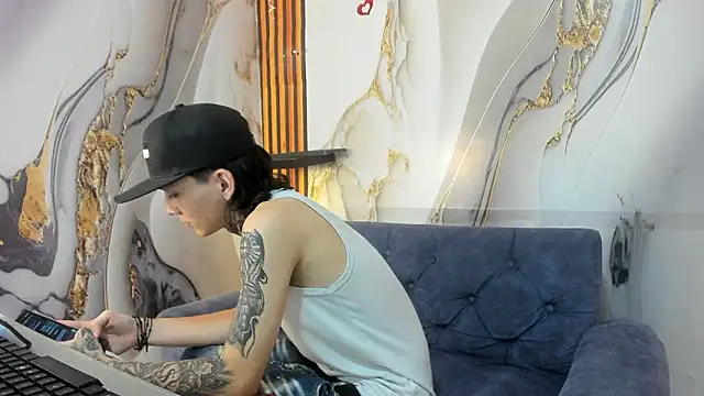 StraightBoy Nick online show from 28, 2, 2026