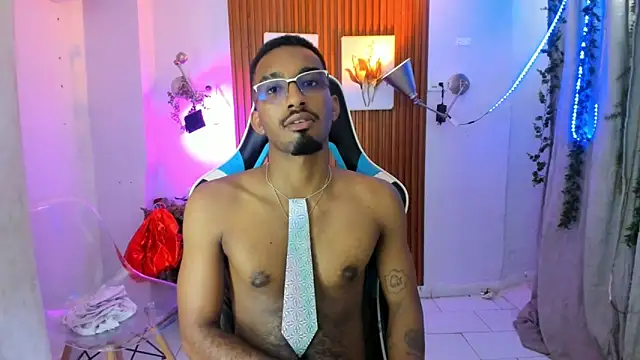 Darwin mayo online show from 29, 10, 2025