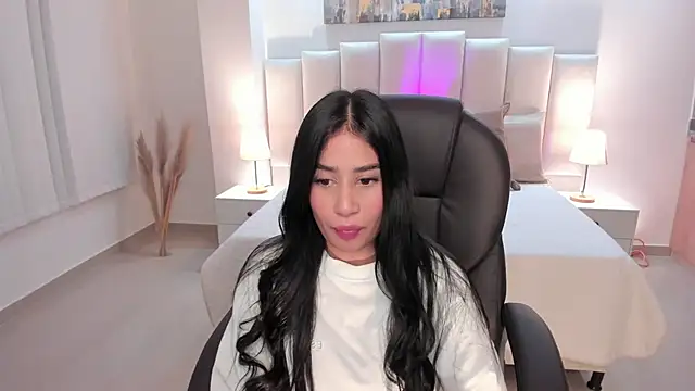 Snapshot of miranda_crawfor chatting on 3, 10, 2025 miranda crawfor online show from 3, 10, 2025