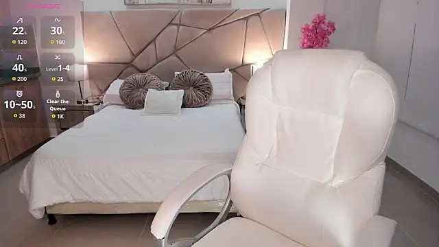 Snapshot of miranda_crawfor chatting on 5, 11, 2025 miranda crawfor online show from 5, 11, 2025