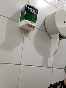 Snapshot of francheskaaaaaaaa22ot chatting on 23, 10, 2025 francheskaaaaaaaa22ot online show from 23, 10, 2025