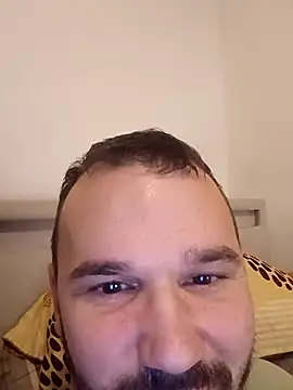 Snapshot of Ionut899@xh chatting on 30, 10, 2025 Ionut899xh online show from 30, 10, 2025