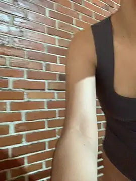ashleyy20 online show from 14, 7, 2026