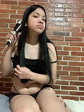 ashleyy20 online show from 23, 7, 2026