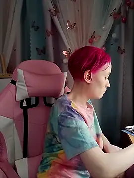 Fuzzy Unicorn online show from 8, 11, 2025