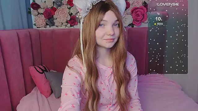 AnimeAlica18 online show from 30, 10, 2025