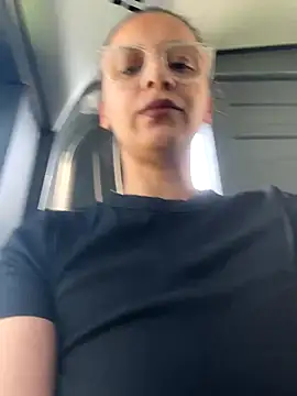 Snapshot of eli5566 chatting on 28, 10, 2025 eli5566 online show from 28, 10, 2025