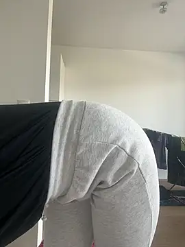 Snapshot of eli5566 chatting on 23, 2, 2026 eli5566 online show from 23, 2, 2026