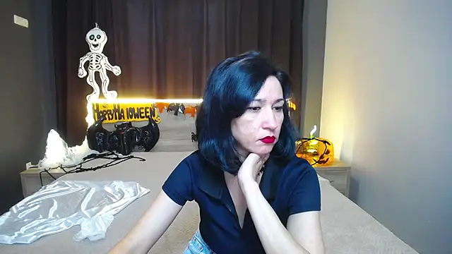 Snapshot of CameronEnns chatting on 18, 10, 2025 CameronEnns online show from 18, 10, 2025