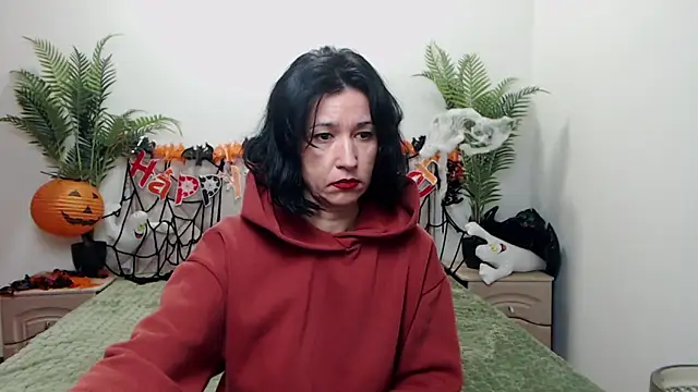 Snapshot of CameronEnns chatting on 28, 10, 2025 CameronEnns online show from 28, 10, 2025