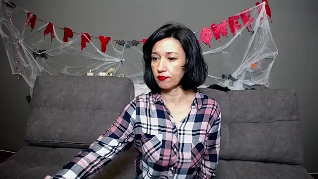 Snapshot of CameronEnns chatting on 29, 10, 2025 CameronEnns online show from 29, 10, 2025