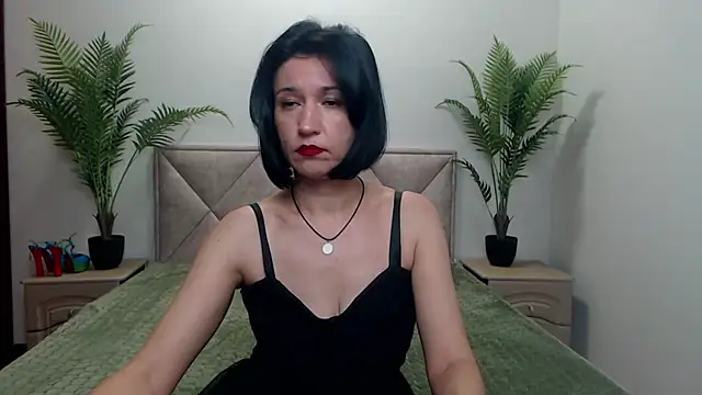 Snapshot of CameronEnns chatting on 1, 12, 2025 CameronEnns online show from 1, 12, 2025