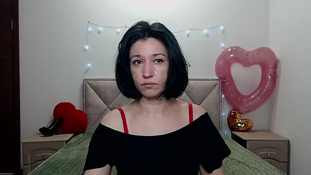 Snapshot of CameronEnns chatting on 19, 2, 2026 CameronEnns online show from 19, 2, 2026