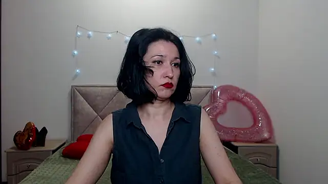 Snapshot of CameronEnns chatting on 25, 2, 2026 CameronEnns online show from 25, 2, 2026