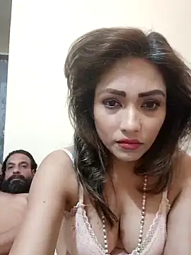 Snapshot of zoyarathore chatting on 18, 12, 2025 zoyarathore online show from 18, 12, 2025