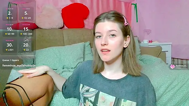 Snapshot of Marinaxmonroe chatting on 7, 5, 2026 Marinaxmonroe online show from 7, 5, 2026