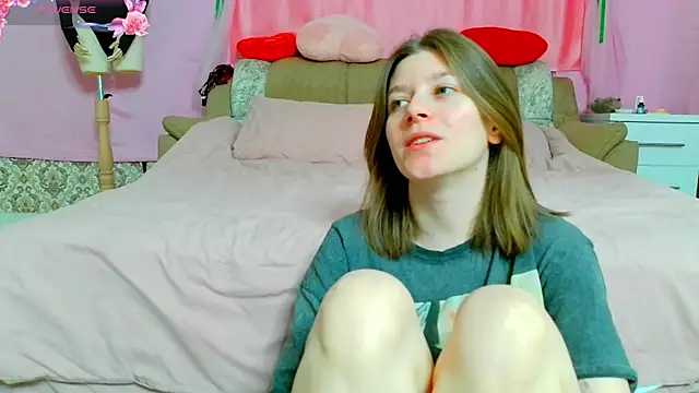 Snapshot of Marinaxmonroe chatting on 28, 5, 2026 Marinaxmonroe online show from 28, 5, 2026