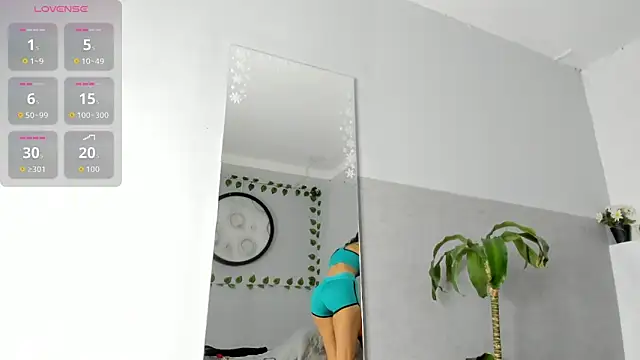 Snapshot of klariz09 chatting on 10, 2, 2026 klariz09 online show from 10, 2, 2026