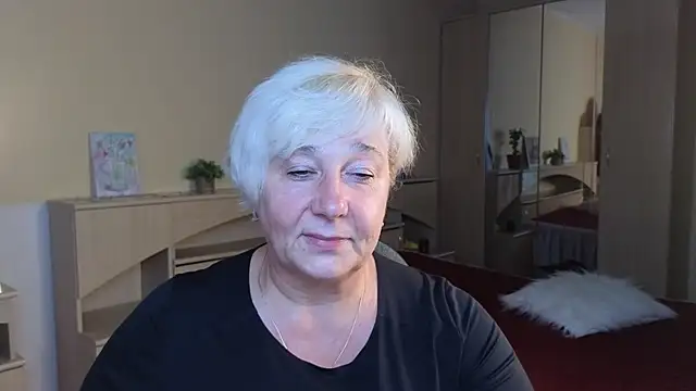 Snapshot of Milana_Milky chatting on 18, 9, 2025 Milana Milky online show from 18, 9, 2025