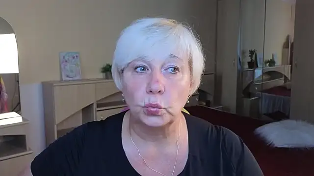 Snapshot of Milana_Milky chatting on 21, 9, 2025 Milana Milky online show from 21, 9, 2025