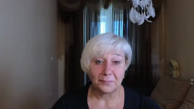 Snapshot of Milana_Milky chatting on 2, 10, 2025 Milana Milky online show from 2, 10, 2025