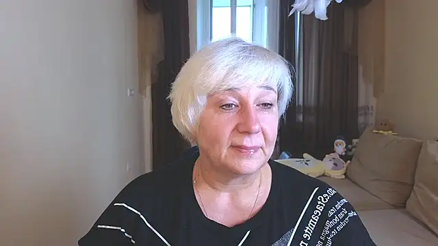 Snapshot of Milana_Milky chatting on 16, 10, 2025 Milana Milky online show from 16, 10, 2025