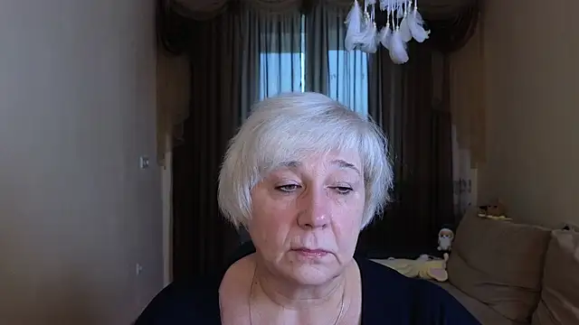 Snapshot of Milana_Milky chatting on 31, 10, 2025 Milana Milky online show from 31, 10, 2025