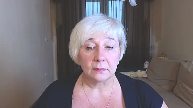 Snapshot of Milana_Milky chatting on 7, 11, 2025 Milana Milky online show from 7, 11, 2025