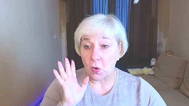 Snapshot of Milana_Milky chatting on 14, 11, 2025 Milana Milky online show from 14, 11, 2025