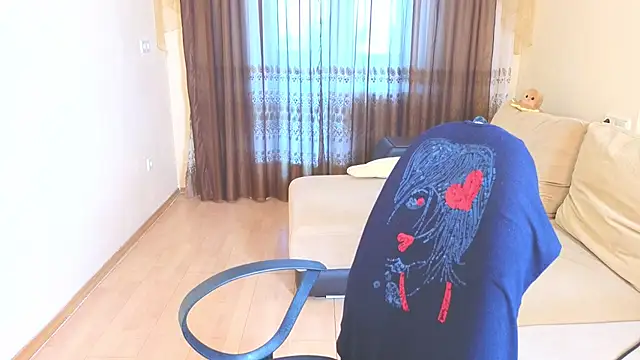 Snapshot of Milana_Milky chatting on 16, 11, 2025 Milana Milky online show from 16, 11, 2025