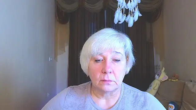 Snapshot of Milana_Milky chatting on 2, 12, 2025 Milana Milky online show from 2, 12, 2025