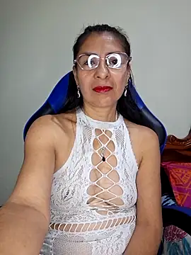 Natasha 50 online show from 5, 3, 2026