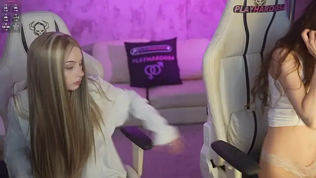 Snapshot of Regina_Sweet054 chatting on 24, 2, 2026 Regina Sweet054 online show from 24, 2, 2026