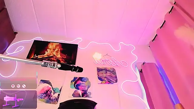 ASTRIDCHAT online show from 11, 9, 2025