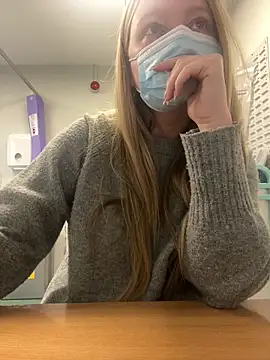 hazel wood21 online show from 20, 2, 2026