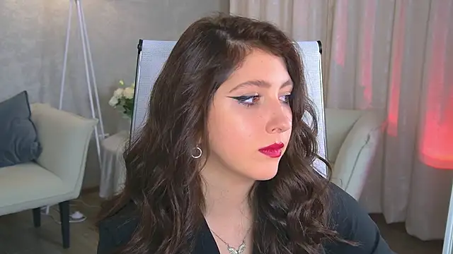 Snapshot of Mary_Miiller chatting on 14, 10, 2025 Mary Miiller online show from 14, 10, 2025