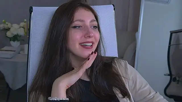 Snapshot of Mary_Miiller chatting on 10, 11, 2025 Mary Miiller online show from 10, 11, 2025