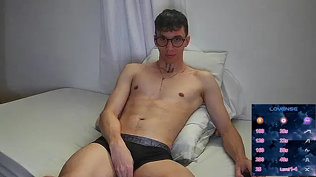 Snapshot of angelicious_ chatting on 12, 1, 2026 angelicious online show from 12, 1, 2026